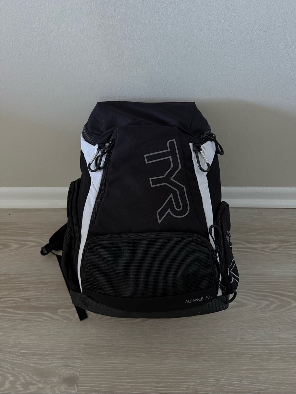 NEW TYR Alliance 30L bag